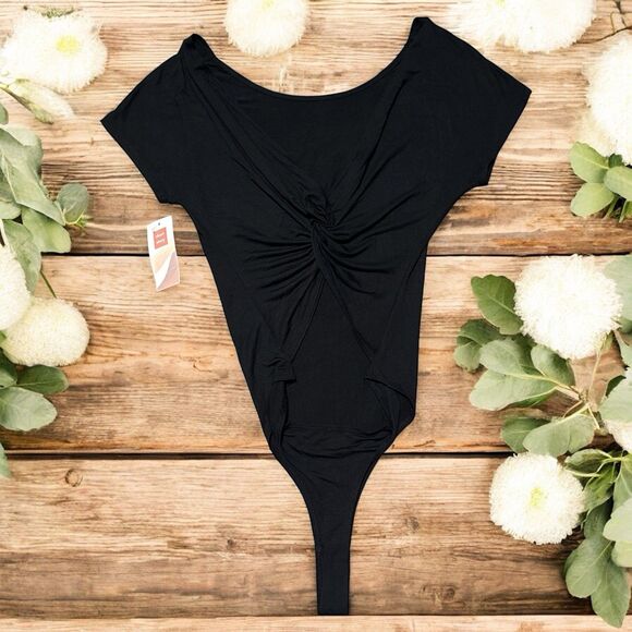 Sojourn Bodysuit Size SP Black Knot Front Thong Style Scoop Neck Minimalist NEW - Picture 1 of 3